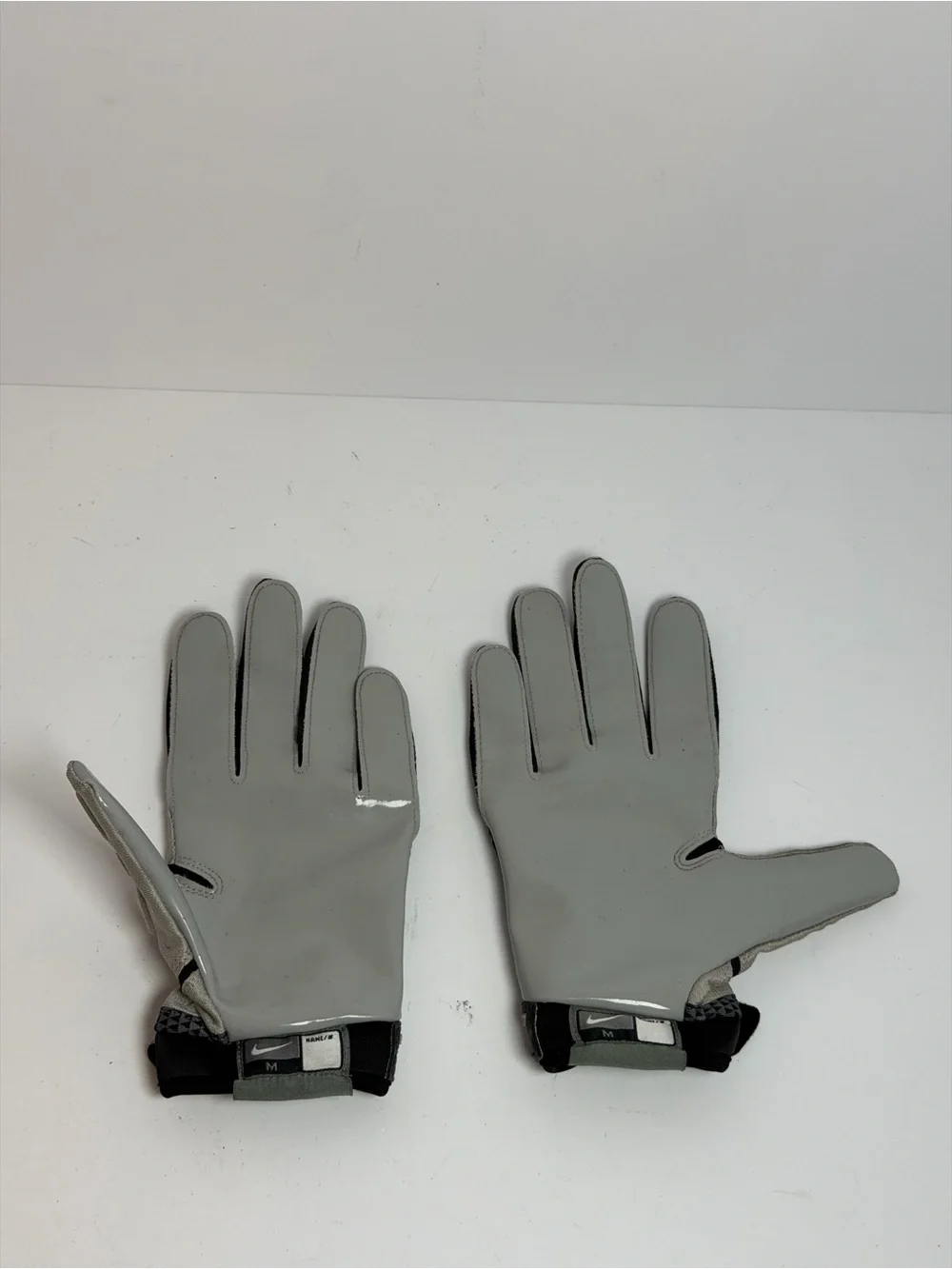 Nike Superbad Gloves Football Reciever Grey White GF0078-002 Size Medium M